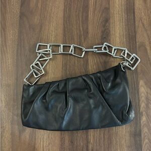L'INTERVALLE Black Clutch with Silver Chain